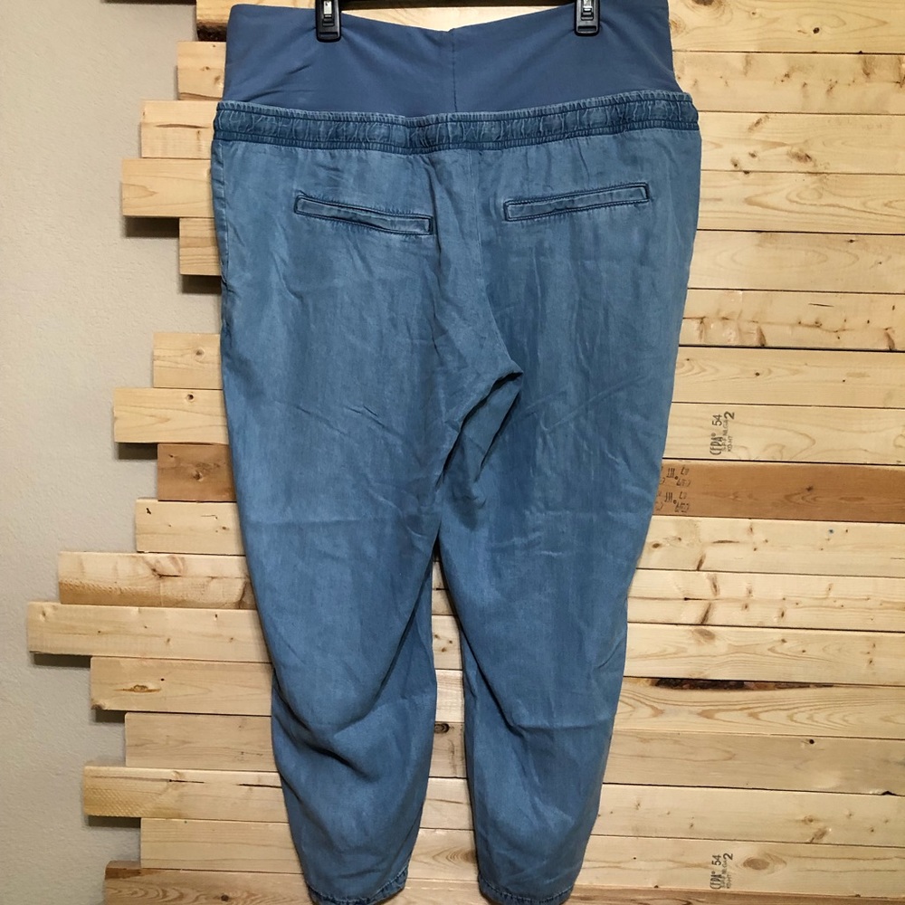 H&M Women’s soft denim Pull Up Maternity pants size XL NWT - Picture 8 of 8